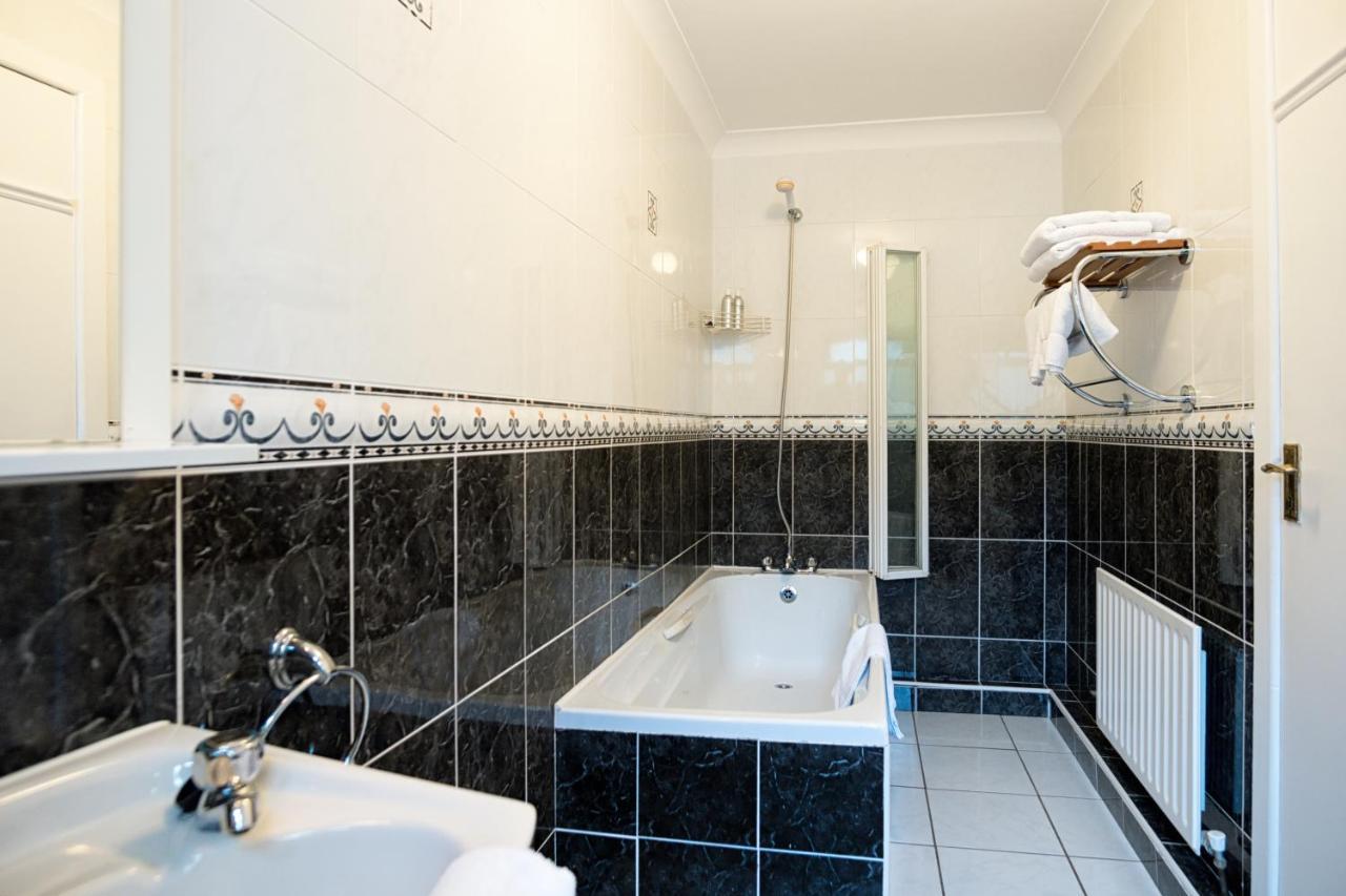 Woodside Lodge B&B Westport Buitenkant foto